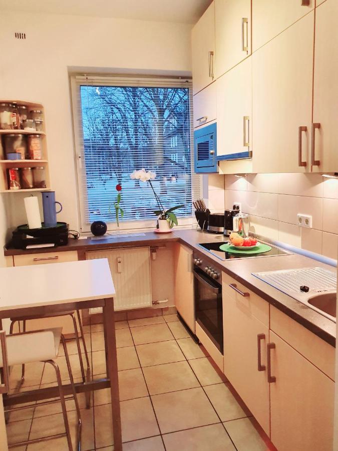 Schoenes Privatzimmer In Hamburg Winterhude Buitenkant foto